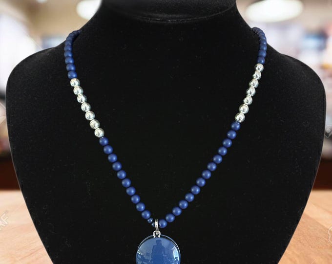 Featured listing image: 1990s vintage blue and silver long 88cm beaded pendant necklace