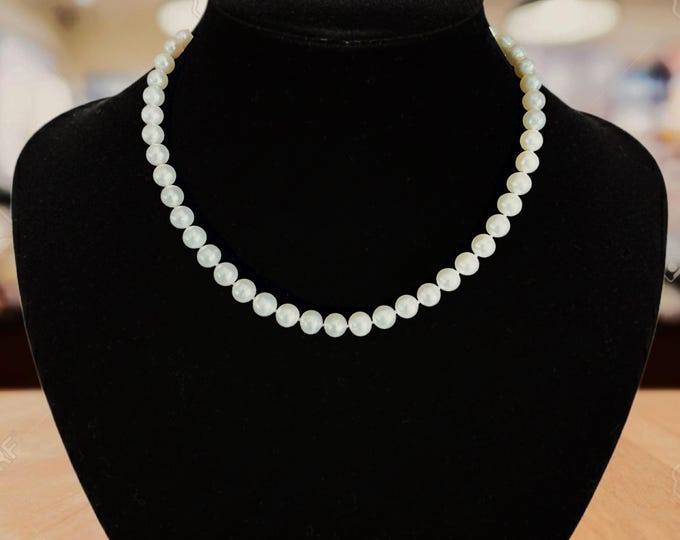 Featured listing image: Vintage 1980s genuine pearl 40cm necklace with 9ct gold clasp fittings, original box