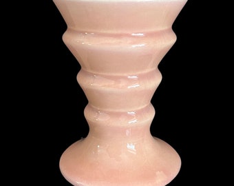 Casey Ware vintage 1940s Art Deco style small peach coloured vase