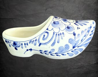 Souvenirs & Teaspoons