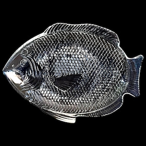 Vintage 1970s Clear Glass Fish Plate: Retro Serving Dish