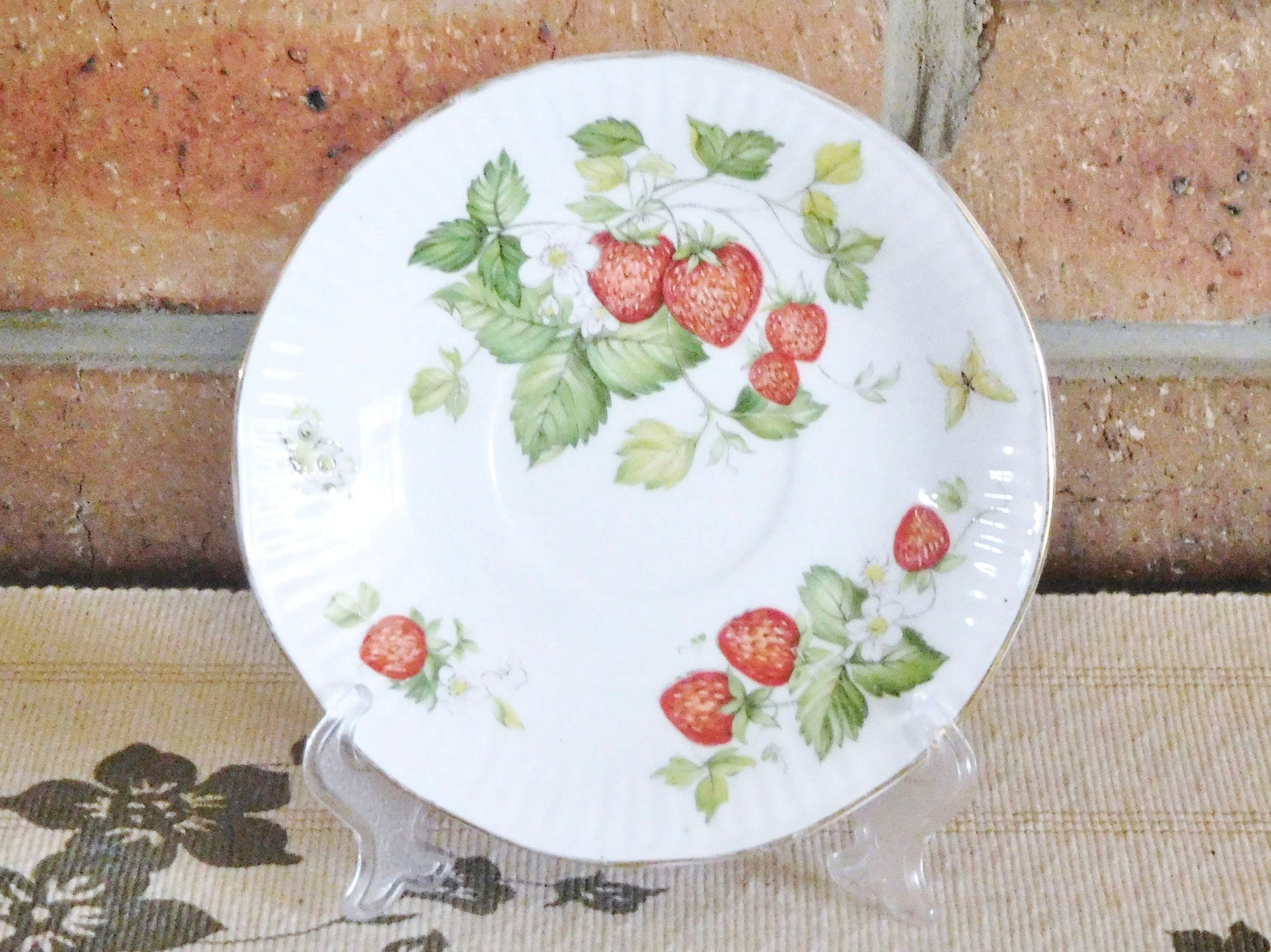 Queen's Rosina China Co. Virginia Strawberry fine bone china