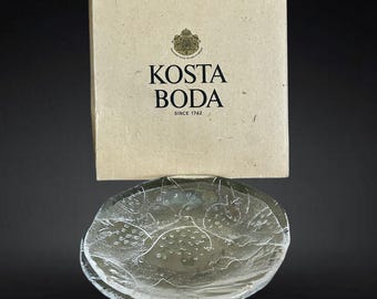 Kosta Boda Sweden vintage 1980s Tropic small glass plates Gunnel Sahlin design original box