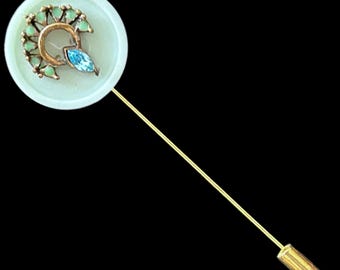 Upcycled Art Deco style vintage 1950s gold tone button stick pin