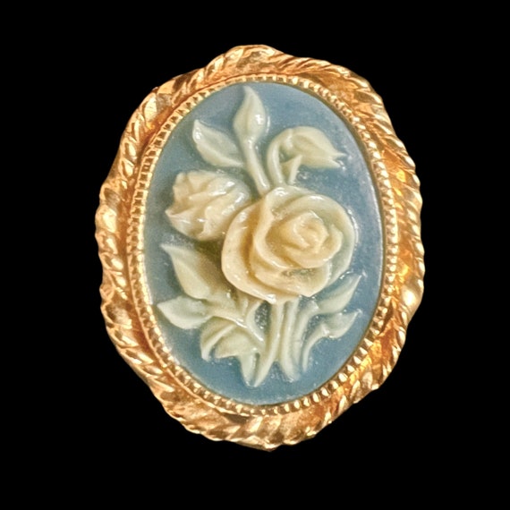 Victorian style faux cameo vintage 1990s upcycled… - image 1
