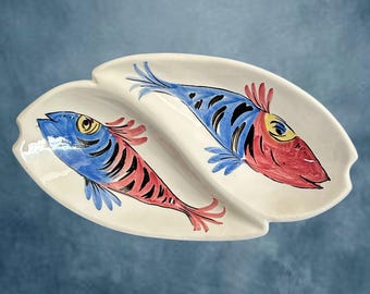 Italian vintage 1990s small glazed pottery divided serving dish with naive fish theme made and hand painted in Italy