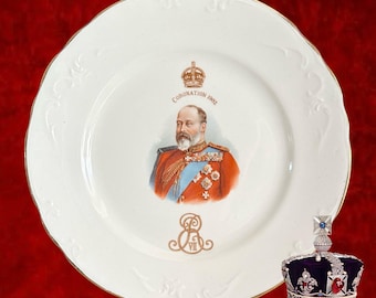 Doulton Burslem England 1902 souvenir King Edward VII Royal Coronation plate