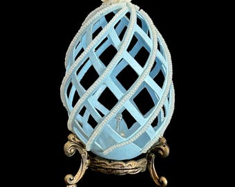 Bakelite kitsch figural decorative stylised woven blue egg pearly seed bead, rose and tiny glass swan detail on brass stand vintage 1980s
