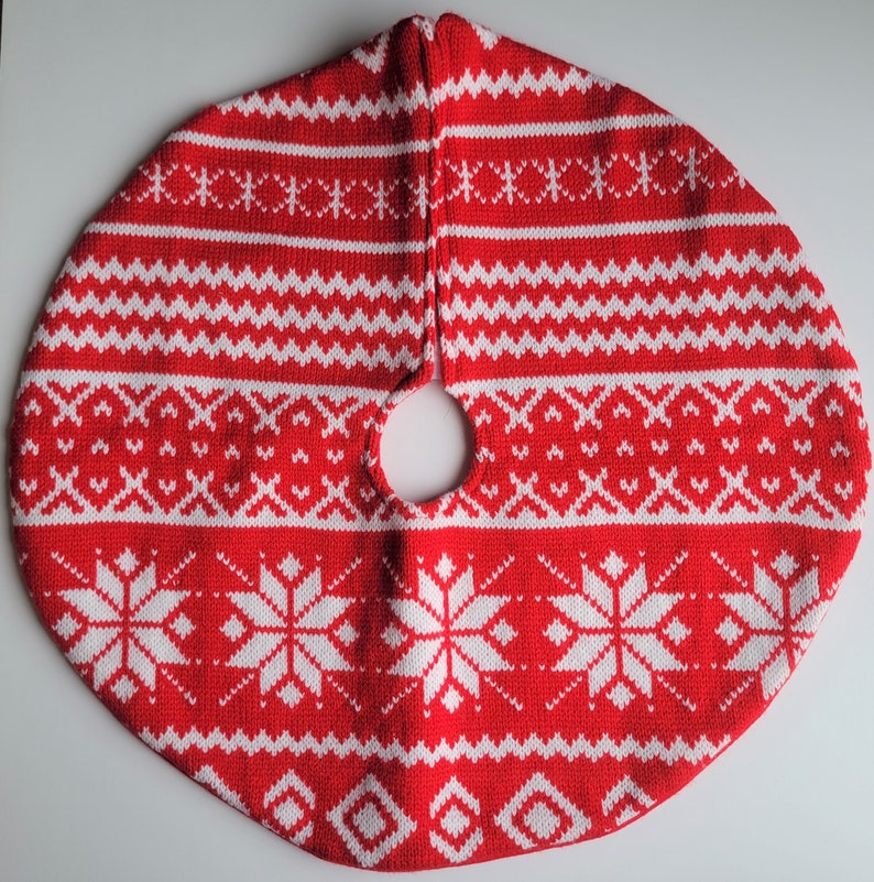 18 Inch Christmas Tree Skirt 