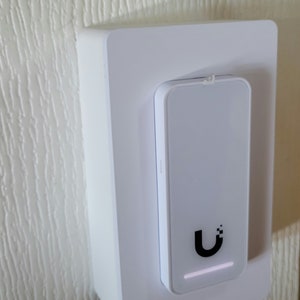 UniFi Door Access Reader G2 LITE Wall Mount image 3
