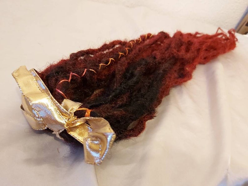 merchandise portray