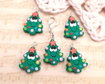 Christmas Tree Stitch Marker – Polymer Clay Progress Keeper – Gift for Knitter – Knitting Notion – Gift for Crocheter - Crochet Notion
