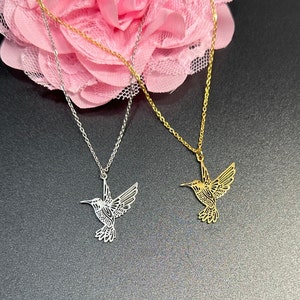 Stainless steel hummingbird necklace, hummingbird jewelry, gold or silver, hummingbird lovers gift, bird jewelry, nature lover gift