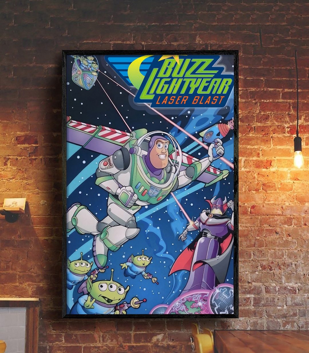 【新品】ディズニー テーマパーク 額装ポスター 「バズライトイヤー」 新品】ディズニー テーマパーク 額装ポスター 「バズライト