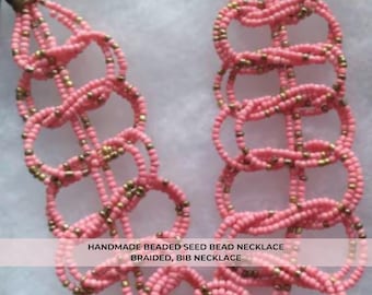 Rocailles Perlenkette - Geflochtenes Rosa und Gold Bib Design