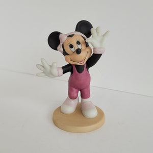Minnie Mouse Disney Sri Lanka Aerobics Jazz Hands Porcelain/Ceramic Figurine