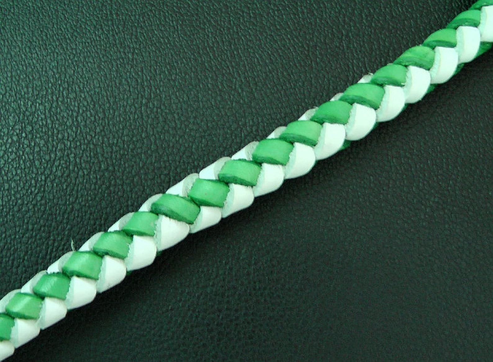 Wallet on Chain Leather White