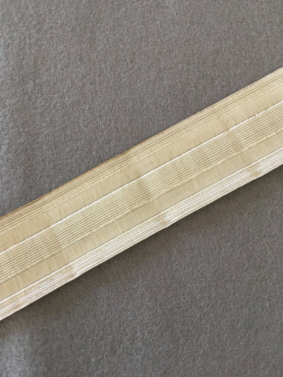 Vintage Looped Circle Silver Trim ½ Inch Wide Yardage