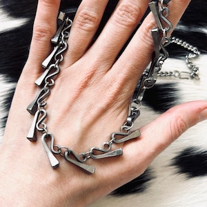 Vintage Horse Nail Chain Necklace: Equestrian Industrial Choker