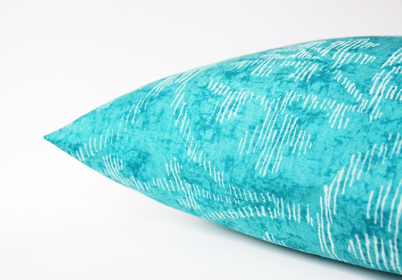 Cushion cover Model TURQUOISE blue 15.75x15.75 in