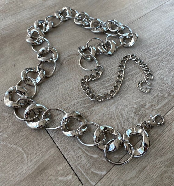 Guess hotsell chain belt