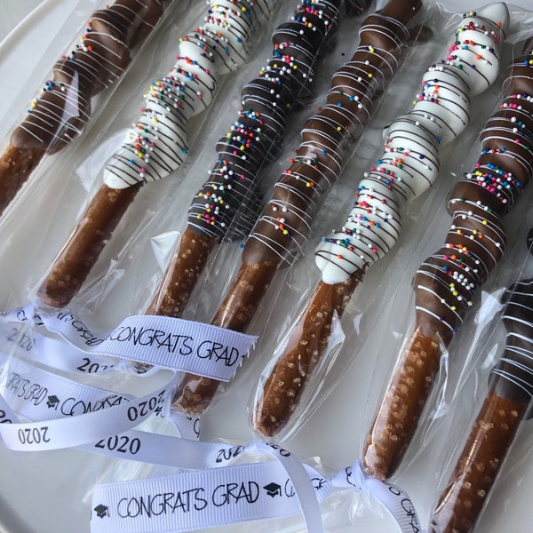 1 Dozen Graduation Chocolate Pretzels, Graduation Favors, Class of 2024, Graduation Cookies, Drive Through, Drive By, Treat Bag, Cake Pops