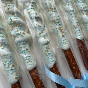 1 Dozen Baby Shower Chocolate Pretzels, Baby Boy Shower, Baby Shower Treats, Baby Shower Favors, Dessert Table, Treat Bags, Desserts, cookie