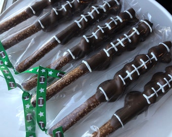 1 Dozen Football Chocolate Pretzels, Super Bowl Favors, Football Cookies, Super Bowl Cookies, Football Birthday Party, Rams Bengals,