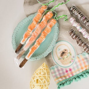 1 Dozen Peter Rabbit Chocolate Pretzels, Peter Rabbit Theme, Peter Rabbit Banner, Peter Rabbit Baby Shower, Decor, Birthday Party, cookies