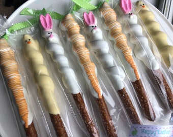 Easter Chocolate Caramel Pretzels, Easter Basket Goodies, Easter Decor, Easter Decorated Cookies, Easter Table Decor, Place Card, Bunny, Egg