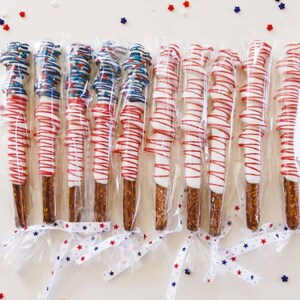 Fourth of July Chocolate Pretzels, 4th of July, Birthday Party, Cookies, Party Favors, Decorations, Decorated Cookies, 4th of July Cookies