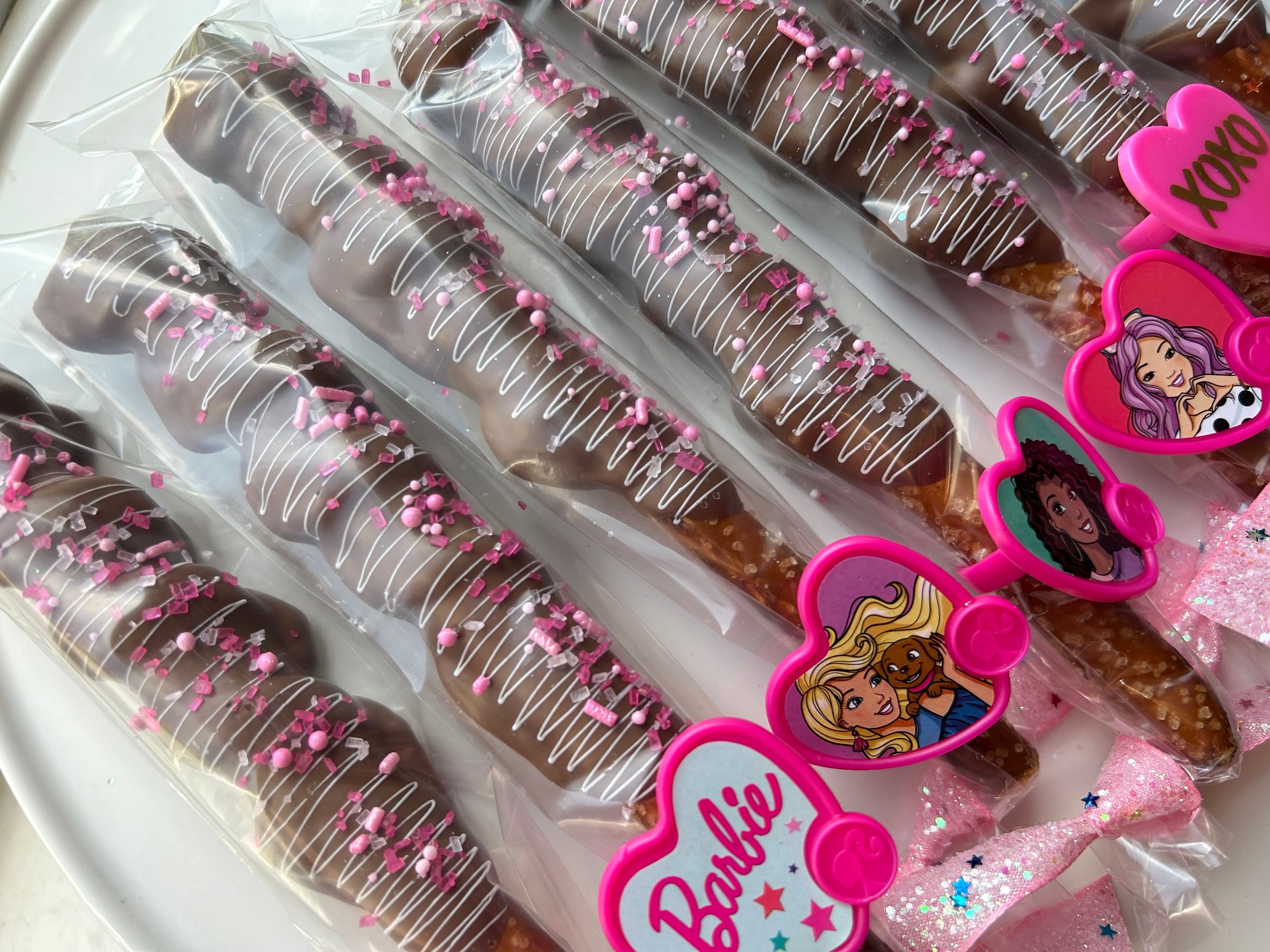 Barbie Theme Chocolate Pretzels One Dozen (12) with Caramel, Barbie Party Favors, Barbie Birthday Party, Kids Birthday, Barbie Gift, Treats