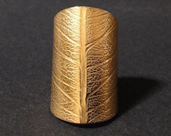 golden leaf ring