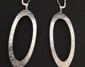 OVA EARRINGS