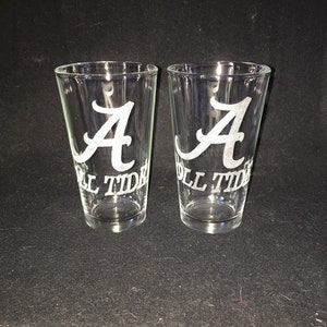 University of Alabama Hand Etched Pint glasses!