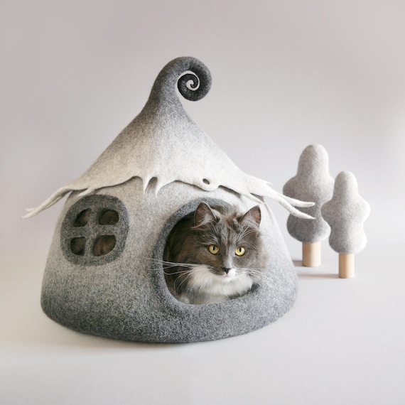 Handmade Wool Felted Cat Cave: Cozy Pet Bed House Australia