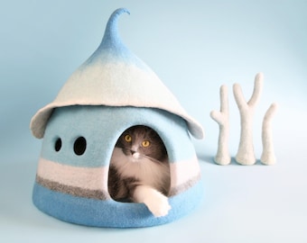 Handmade Wool Pet Cave: Luxury Felt Cat & Small Dog Bed