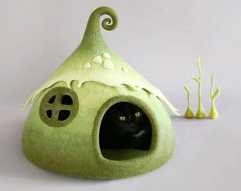 Cat cave, Cat bed, Cat house, Cat cave wool, Fairy house, Sheep wool, Eco friendly, Handmade, Cat lover gift