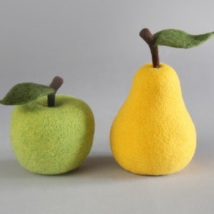 Needle felting tutorial / Pear / Pear and apple image 7