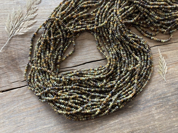 GLASS BEAD BRACELET 2 MM CHOCOLATE BROWN MIX GLASS BEAD BRACELET 2 MM CHOCOLATE BROWN MIX