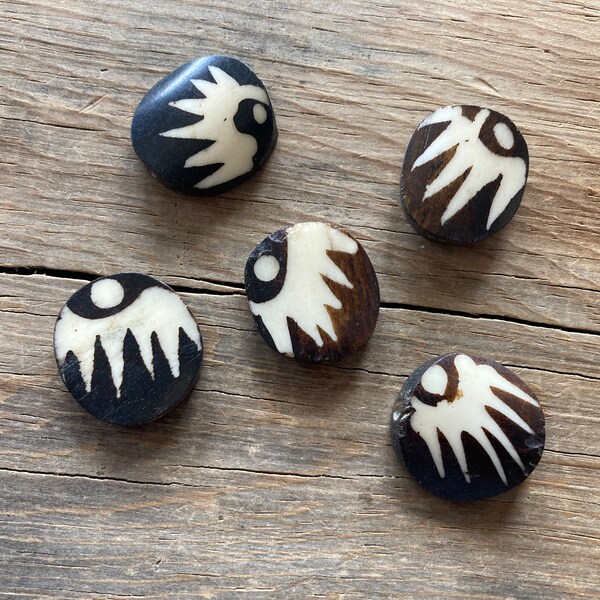 African Batik Bone Beads ~ Large Chunky Coin ~ Half Sun Design ~ 5 Pieces ~ 20mm-23mm ~ 2mm Hole ~ Ethnic Tribal Jewelry Supply