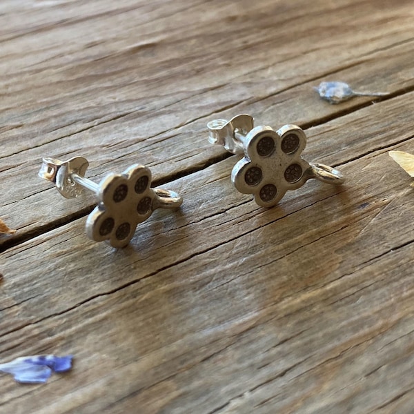 Thai Hill Tribe Sterling Silver Flower Earring Posts w/ Nut Fastener ~ 2 Pieces ~ Oxidized Silver ~ .925 ~ 1 Pair ~ Closed Loop ~ 8mm