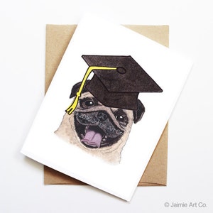 Afstudeerkaart - mopshond, afstudeerkaart, college-afstuderen, middelbare school afstudeerder, gefeliciteerd afstudeerder, gefeliciteerd kaart, leuke hondkaart