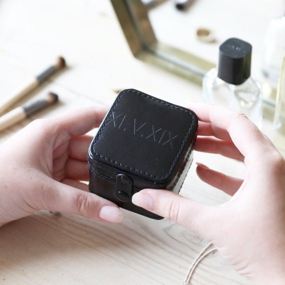 travel ring box