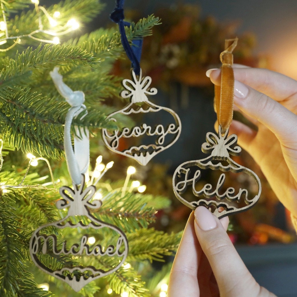 Décoration Personnalisée de Babiole en Bois Coupée