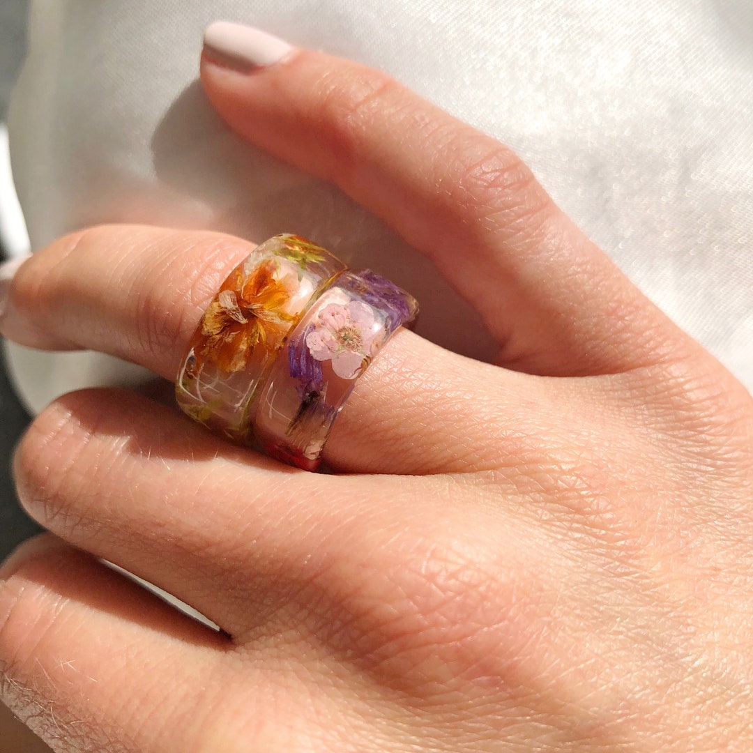 ASOS DESIGN Ring With Colorful Flowers In Clear Plastic Resin atelier