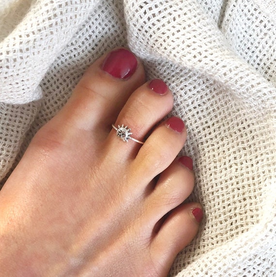 Vintage Style Sterling Silver Sun Toe Ring - Etsy