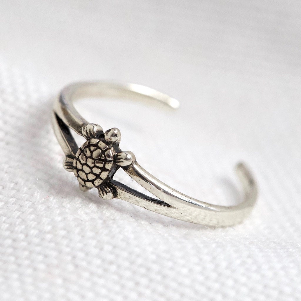 Adorable Turtle Toe Ring Sterling Silver 925 Sea World Jewelry Gift Adorable Turtle Toe Ring Sterling Silver 925 Sea World Jewelry Gift