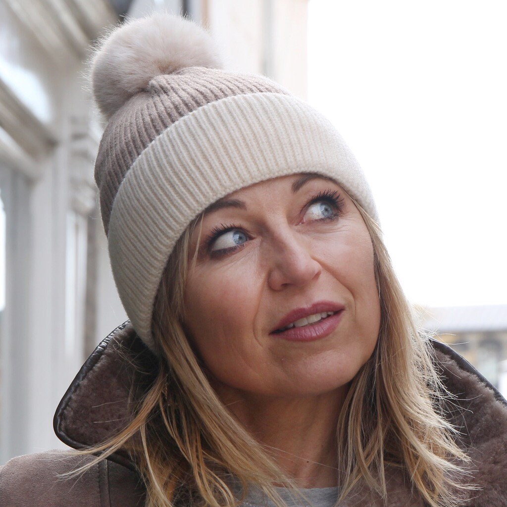 beige pom beanie