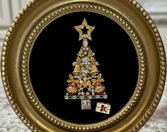 Vintage & Costume Jewelry Framed Art Christmas Tree